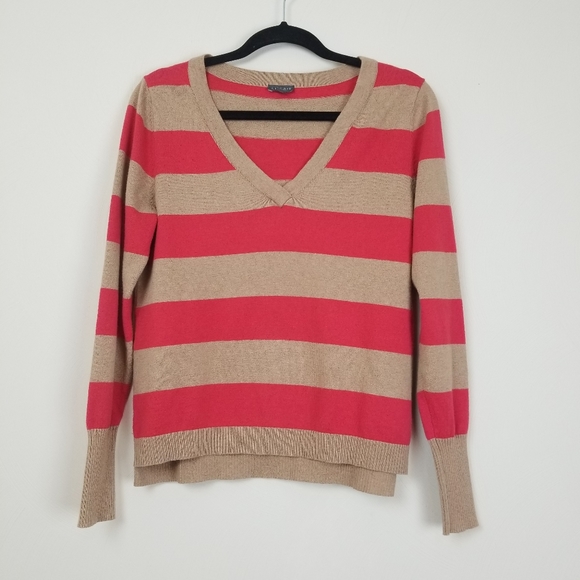 Lilla P Sweaters - 3/25$ Lilla P cashmere blend v neck sweater